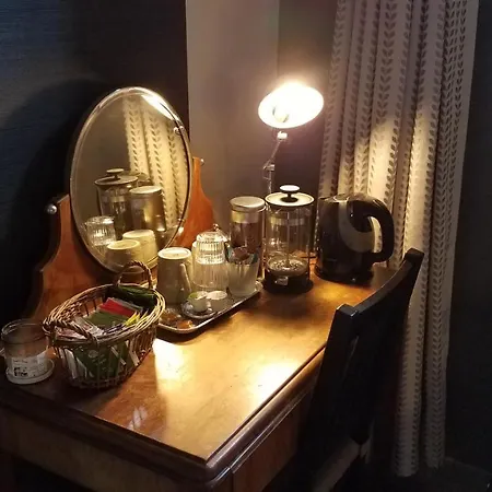 Couette-café Château Besson Desertines (Allier)