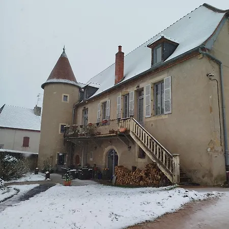 Château Besson Couette-café 3*