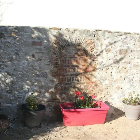 Chateau Besson Bed & Breakfast